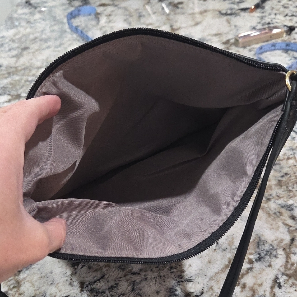 Tutilo Nylon Convertible Bag - Picture 5 of 7